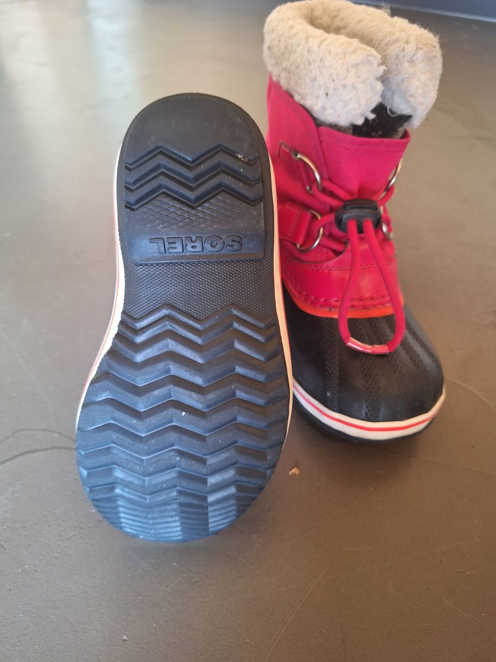 Sorel Schuhe für Mädchen: Sorel Winterstifel – Gebraucht aus Erlenbach i. S. von b.ogi85 2
