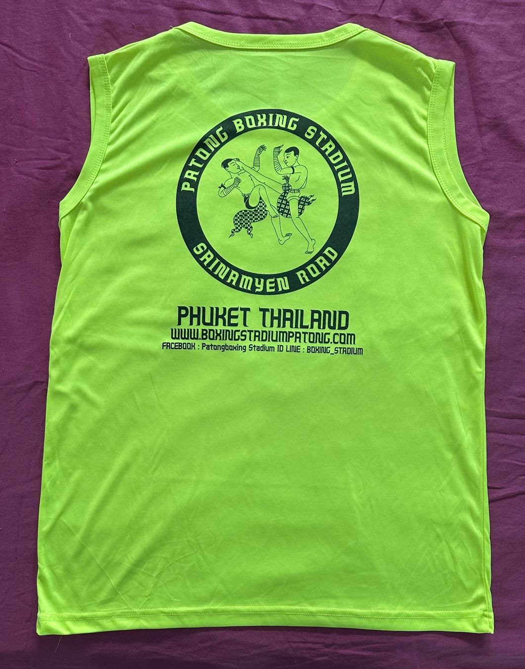 T-shirts: T-Shirt – Neuf (Voir description) à Reinach BL par 06lohifushi13 1