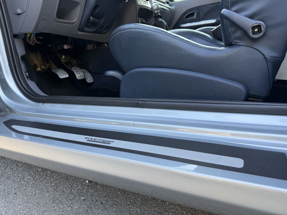 Cartoline: Clio V6 – Nuovo (secondo la descrizione) da Engelberg venduto da Tieger3 5