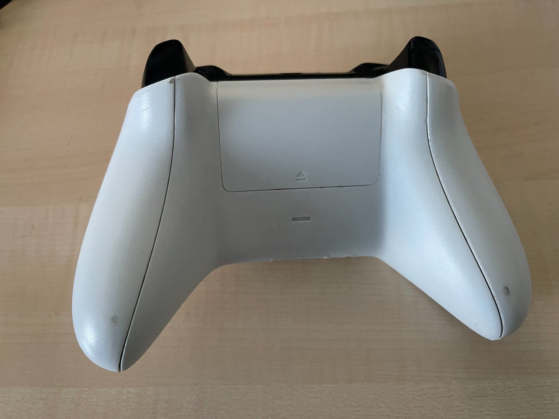 Microsoft Controller: Xbox One Microsoft Wirelles Controller Farbe Weiß – Nuovo (secondo la descrizione) da Arisdorf venduto da comestibles 1