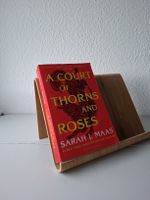 A Court of Thorns and Roses von Sarah J. Maas - Liebesroman
