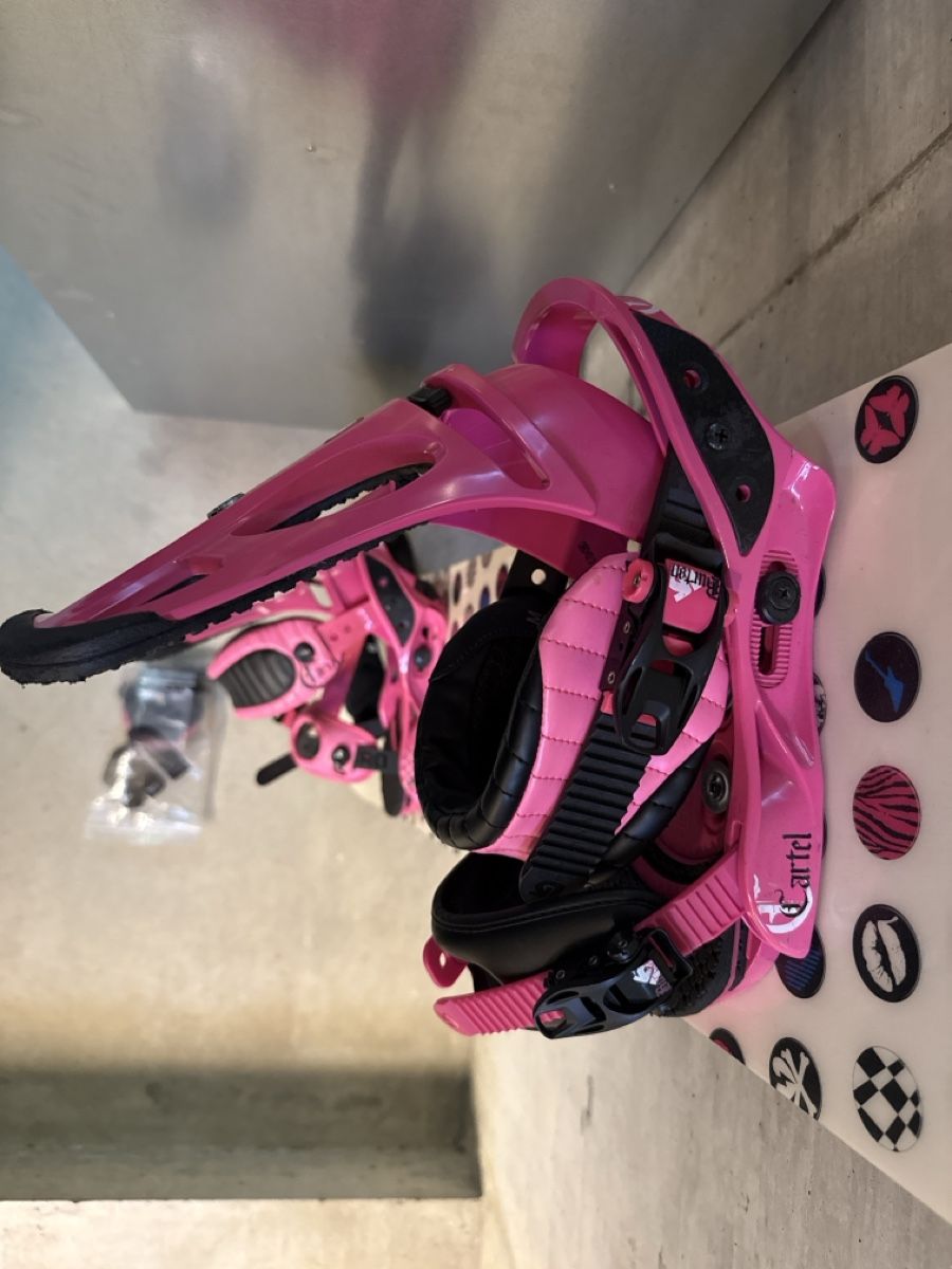 Board: Nitro Snowboard 152cm + Burton Bindung + Volcom Handschuhe – Usato da Worb venduto da kris-tina 4