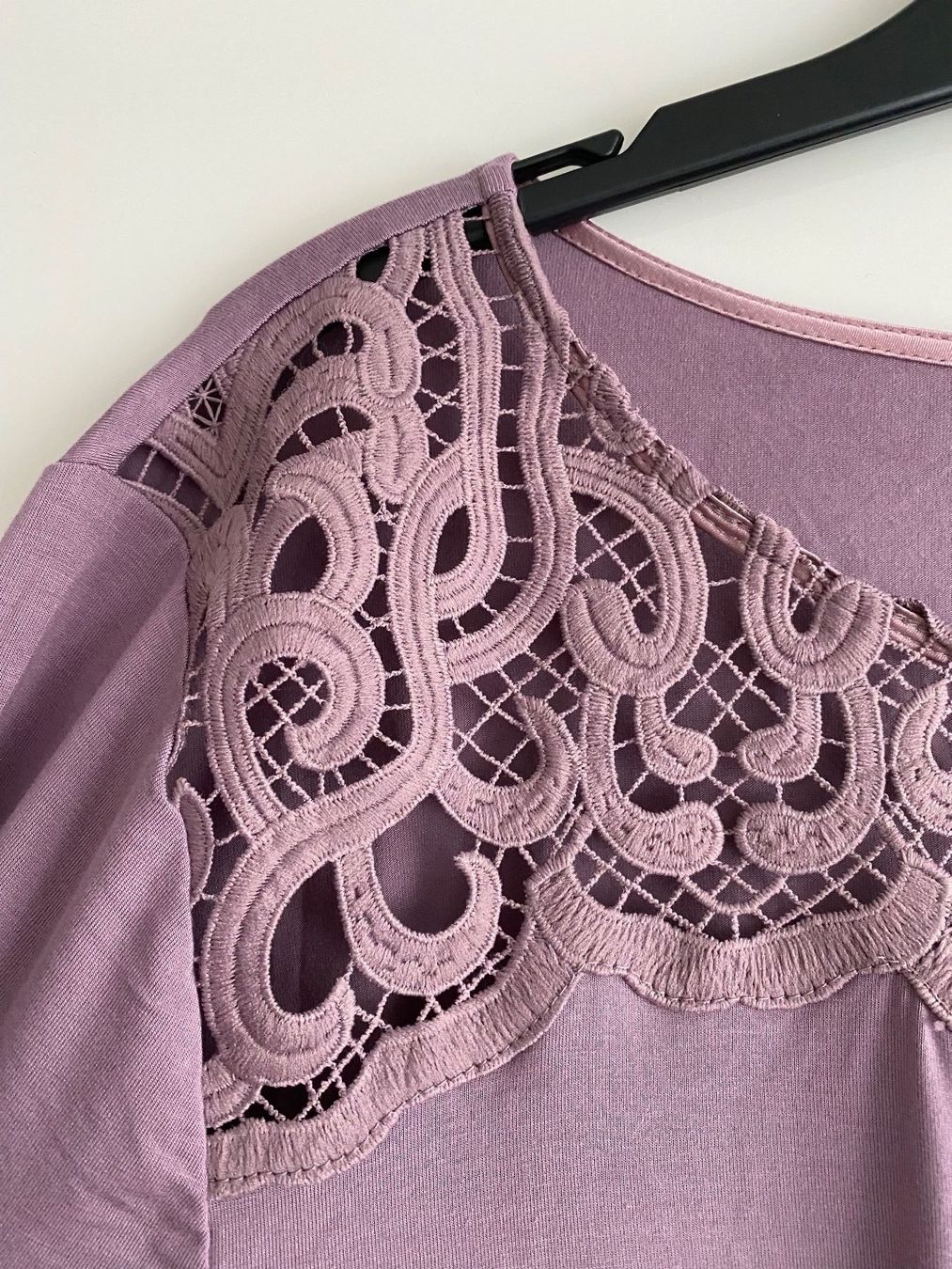 Pullover & Sweatshirts: Pfeffinger Pullover mit Spitze, neuwertig, Grösse 44 – Neu (gemäss Beschreibung) aus Winterthur von marisole4 4