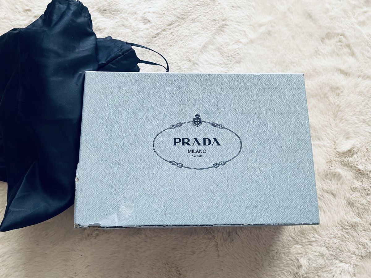 Prada Herrenschuhe: Loafers Prada taille 36 – Gebraucht aus Lausanne von Christinaki 4