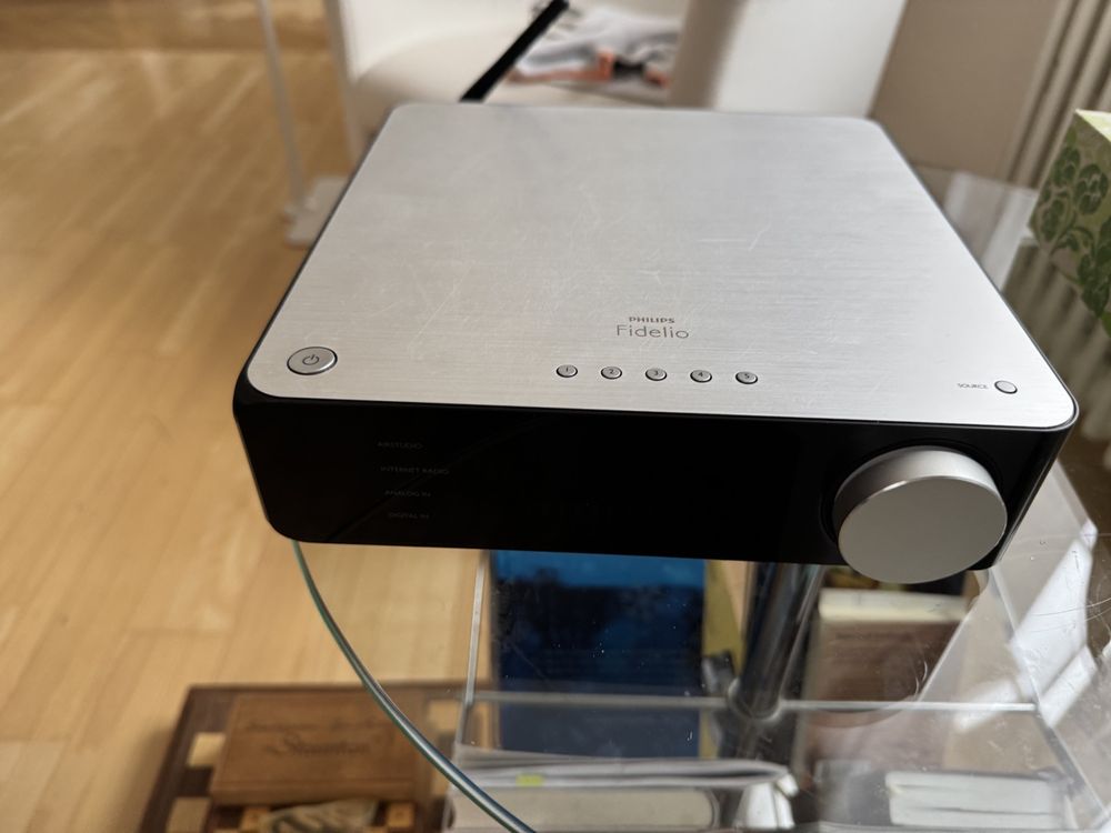 Philips Fidelio A2 HiFi Verstärker - AW2000 (Gebraucht) in Meilen für ...