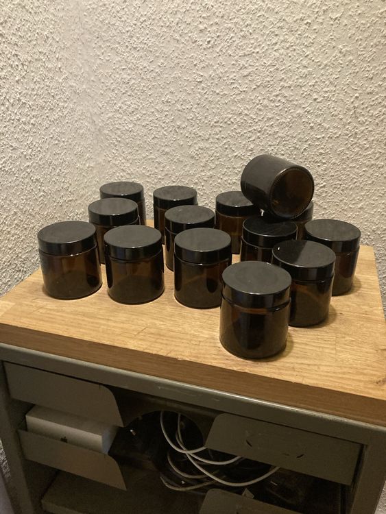 14x SALBENGLAS 120 ML (Gebraucht) in Bottmingen für CHF 25 - nur
