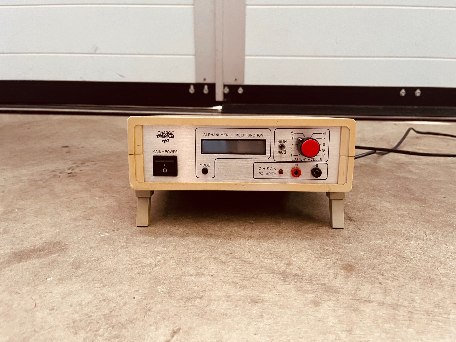 Akkus, Ladegeräte & Netzgeräte: Charge Terminal Pro / RC-Batterieladegerät – Gebraucht aus Remigen von Fazer 4