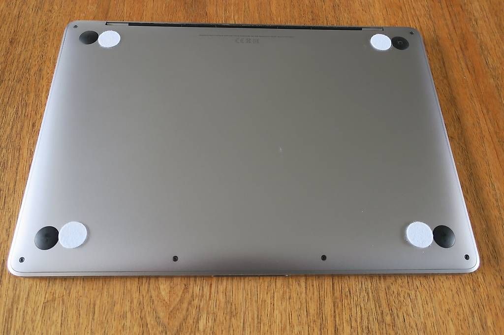 Apple Notebook: MacBook Pro Touch Bar 2020 13.3 Zoll – Usato da Oftringen venduto da Lakeland55 2