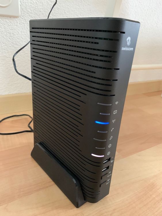 Swisscom Router Centro Business 2.0 (Gebraucht) in Siebnen für CHF 30 ...