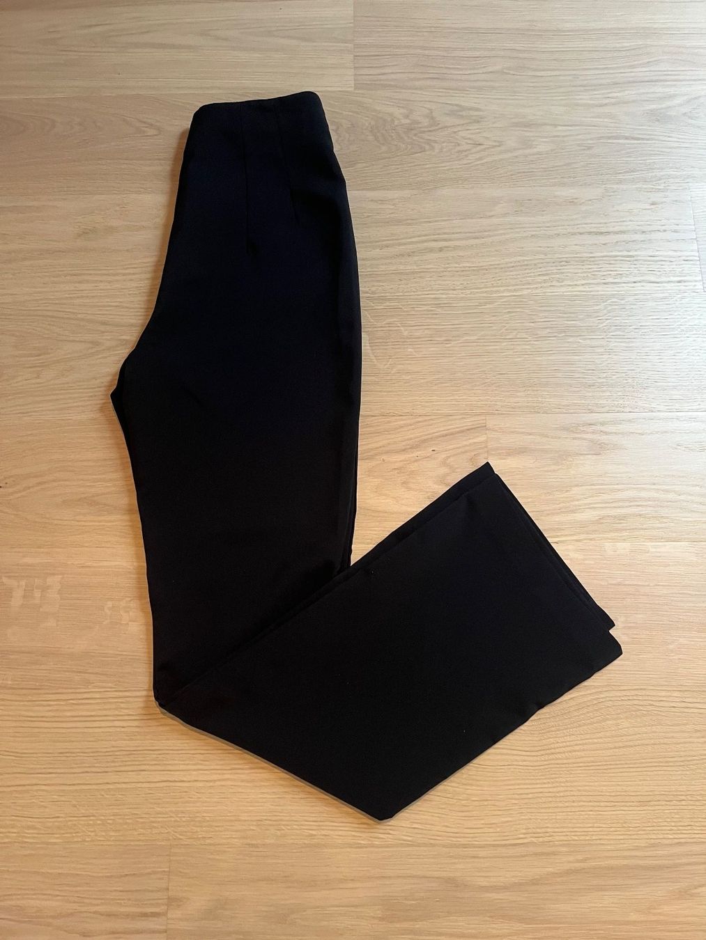 Zara Hosen: Zara, Hose, Grösse XS – Gebraucht aus Bonstetten von Savannah7 2