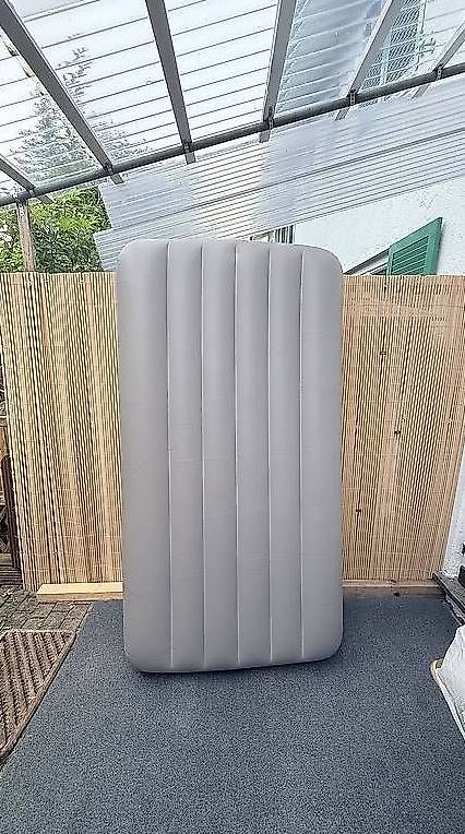 Matelas: Luftmatratze – Neuf avec emballage d'origine à Winterthur par Avanesh 3