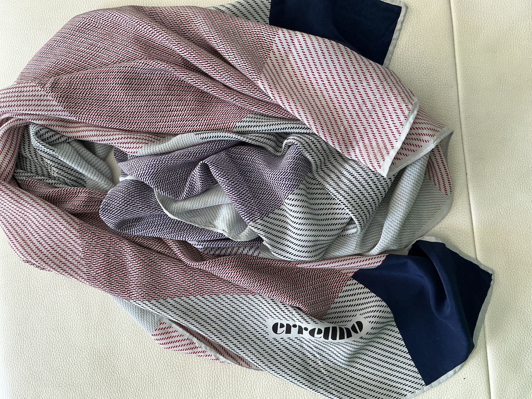 Foulard & Sciarpe: XXL  Seidenschal Pastellfarben – Usato da Wettingen venduto da Andres54