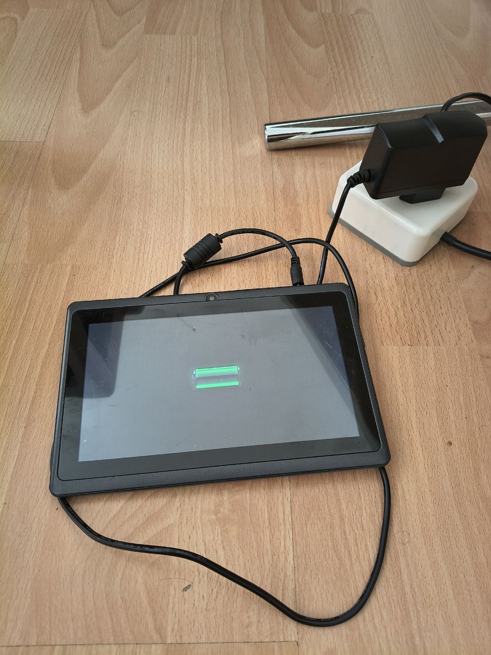 Tablettes PC: BDF Tablet PC - Versatile Tablet or Digital Picture Frame – D'occasion à Zürich par TrainLine 7