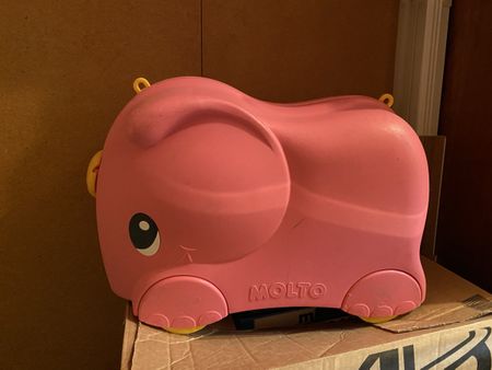 Pink Elephant Ride-On Suitcase Molto 