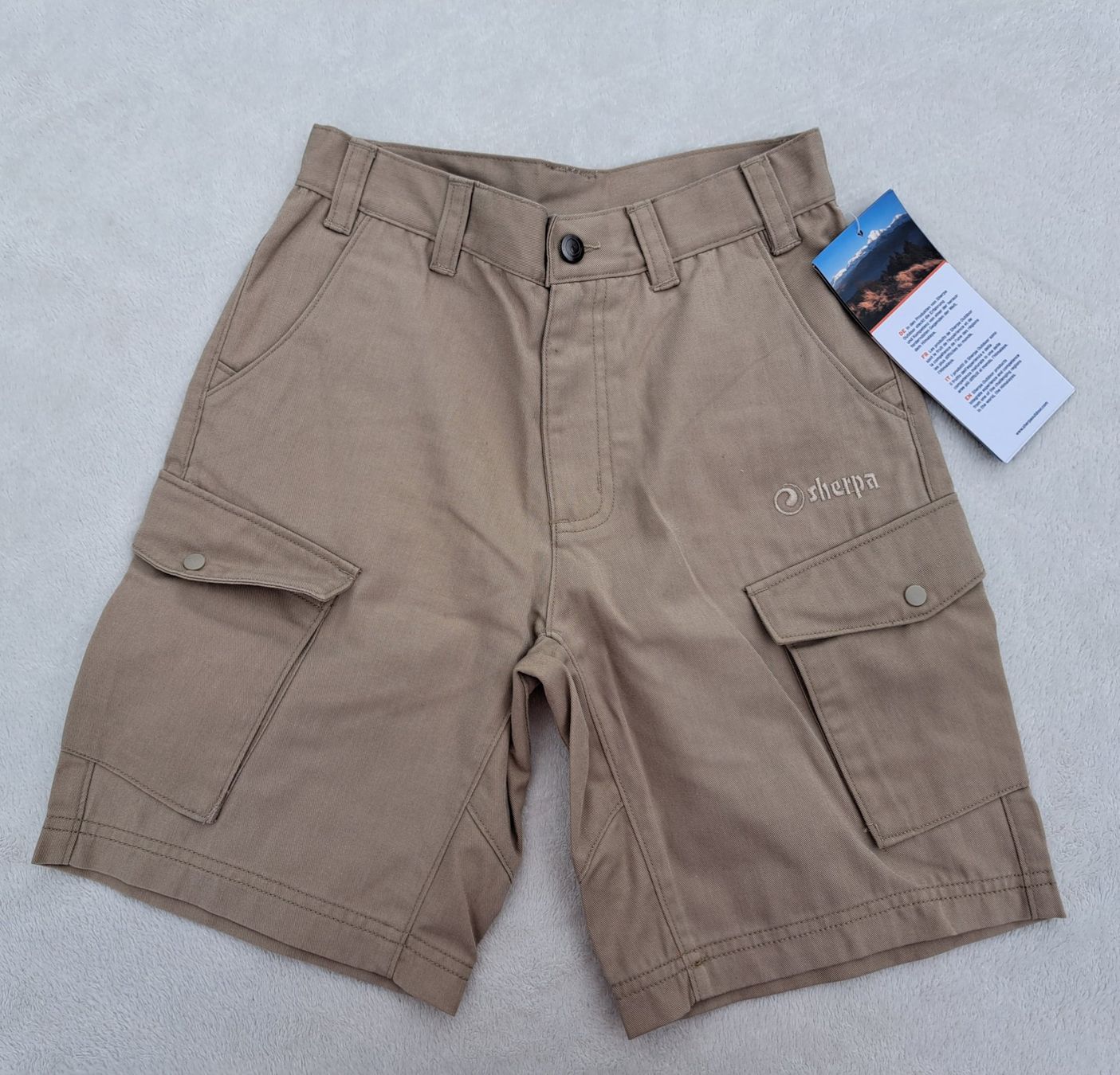 Sherpa Pantaloni: Neue Sherpa Shorts Bermudas Gr. 140 – Nuovo e nell'imballaggio originale da Gysenstein venduto da joshuas81