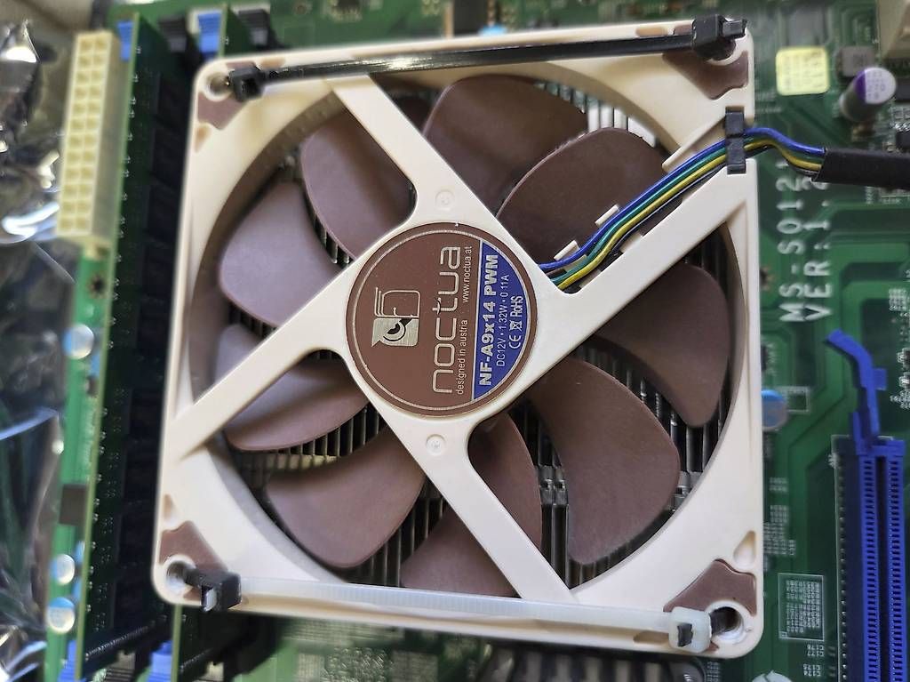 Mainboards: Server Mainboard MSI MS-S0121; Xeon E3-1230V2; 16GB ECC RAM – Gebraucht aus Wettingen von Allmilchigsinn 4