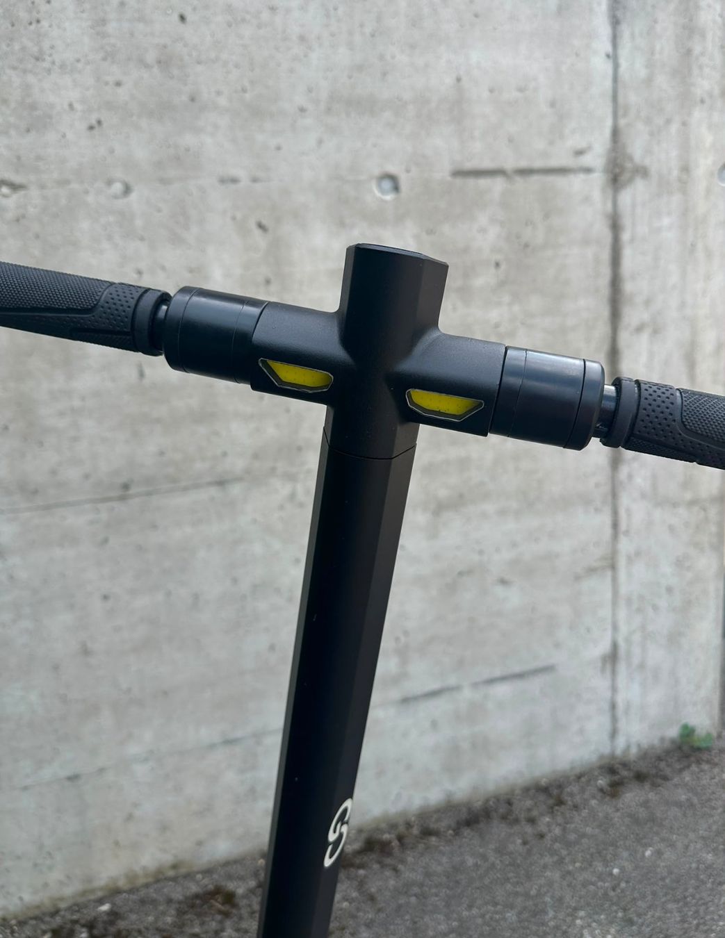Gonser Kickboard: Trottinette électrique Gonser E-Scooter PRO 25km/h pliable – Gebraucht aus Cortaillod von mic_nc2n 3