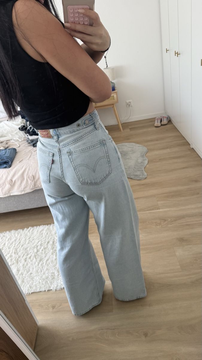 Levi's Jeans: Jeans Levis – Nuovo (secondo la descrizione) da Biel/Bienne venduto da diana.diana 2