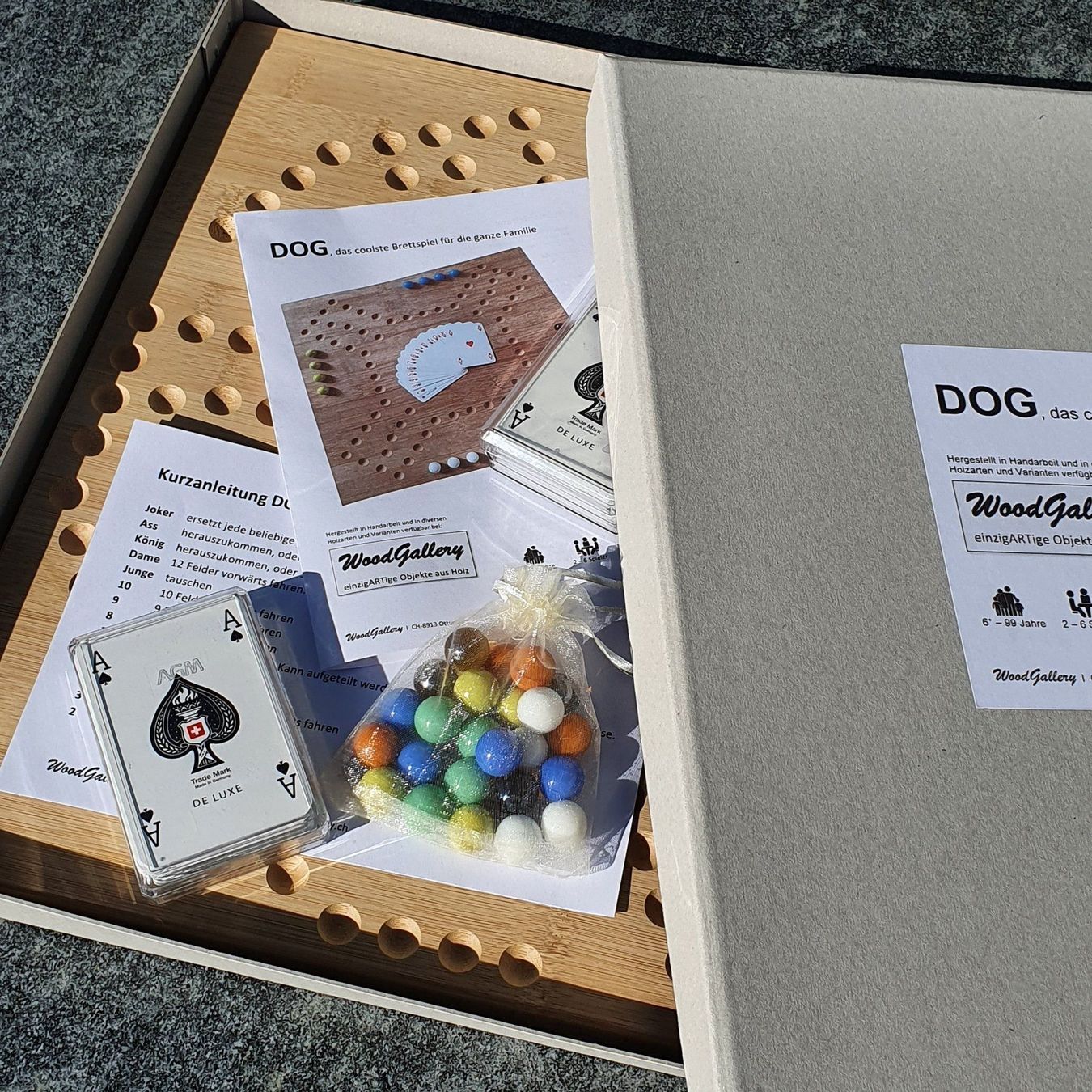 Giochi: DOG Brettspiel (4er&6er, Eiche) – Nuovo e nell'imballaggio originale da Ottenbach venduto da WoodGallery 4