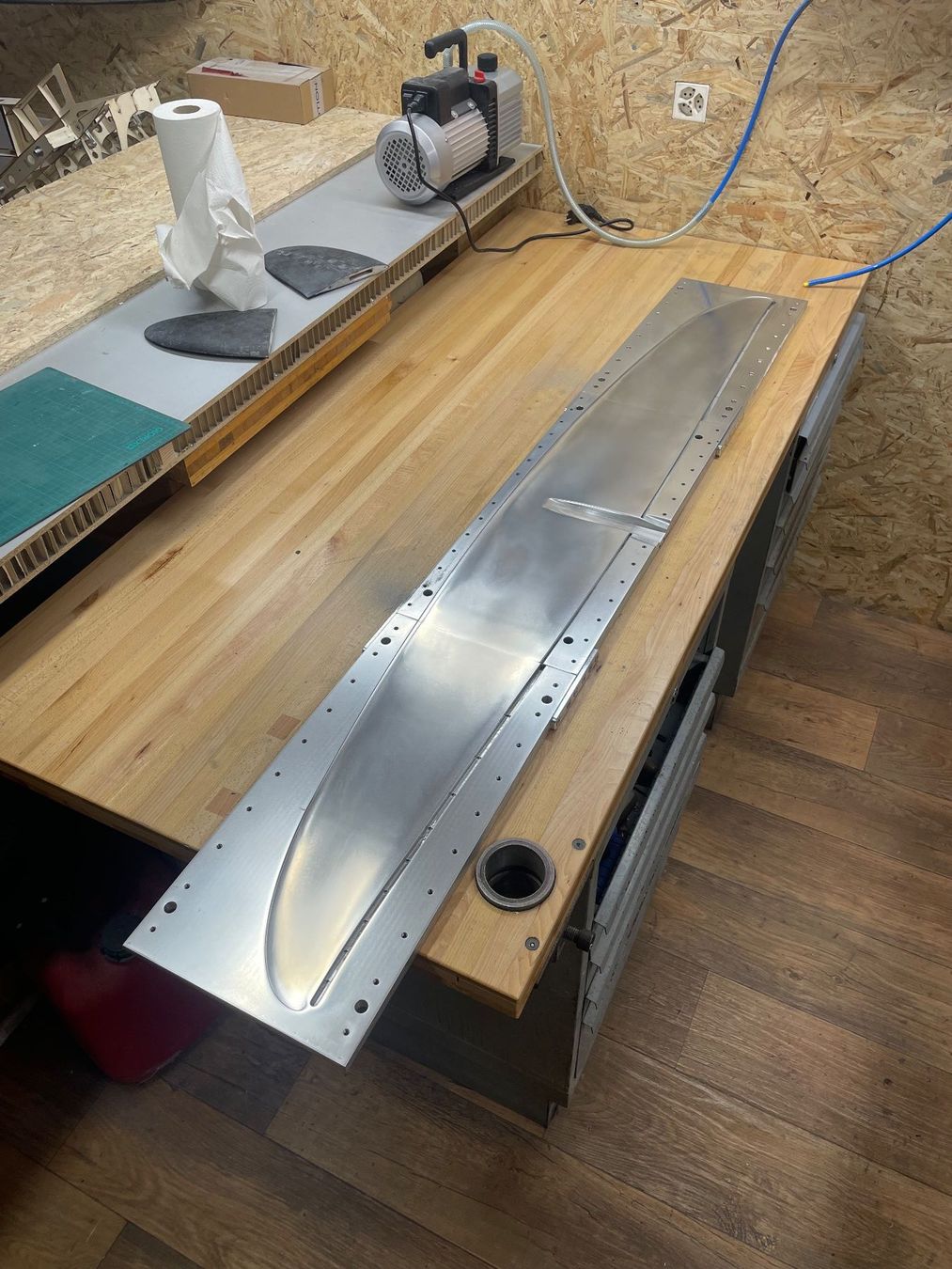 Tavole da surf e di nuoto: Pumpfoil Form aus Aluminium – Usato da Frauenfeld venduto da titanfraeser