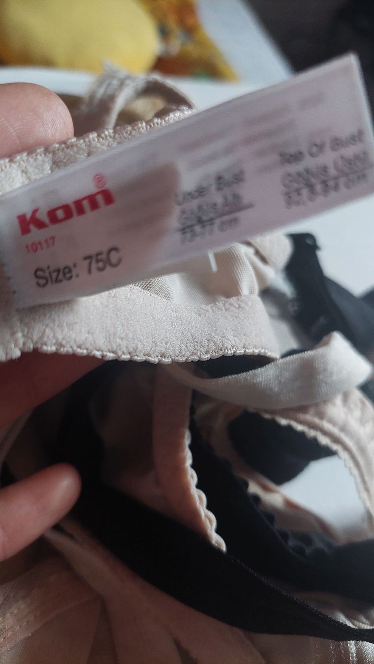 Biancheria intima: BH-Unterwäsche in 3Farb&Grösse.70C-75C&? – Nuovo e nell'imballaggio originale da Basel venduto da O-MEGA 7