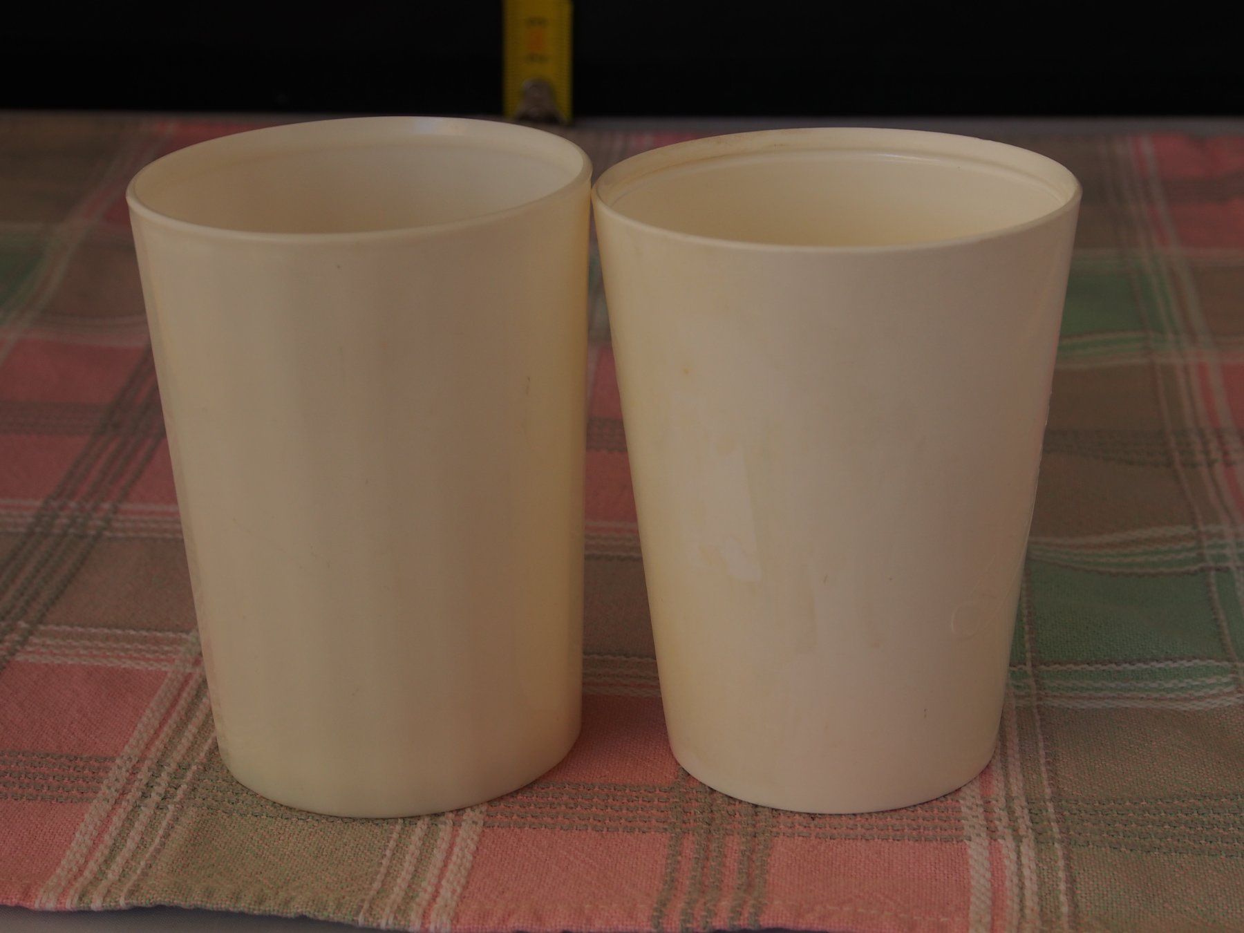 Elettrodomestici da cucina: verre plastique Ovomaltine – Usato da Ovronnaz venduto da Etagne68 4