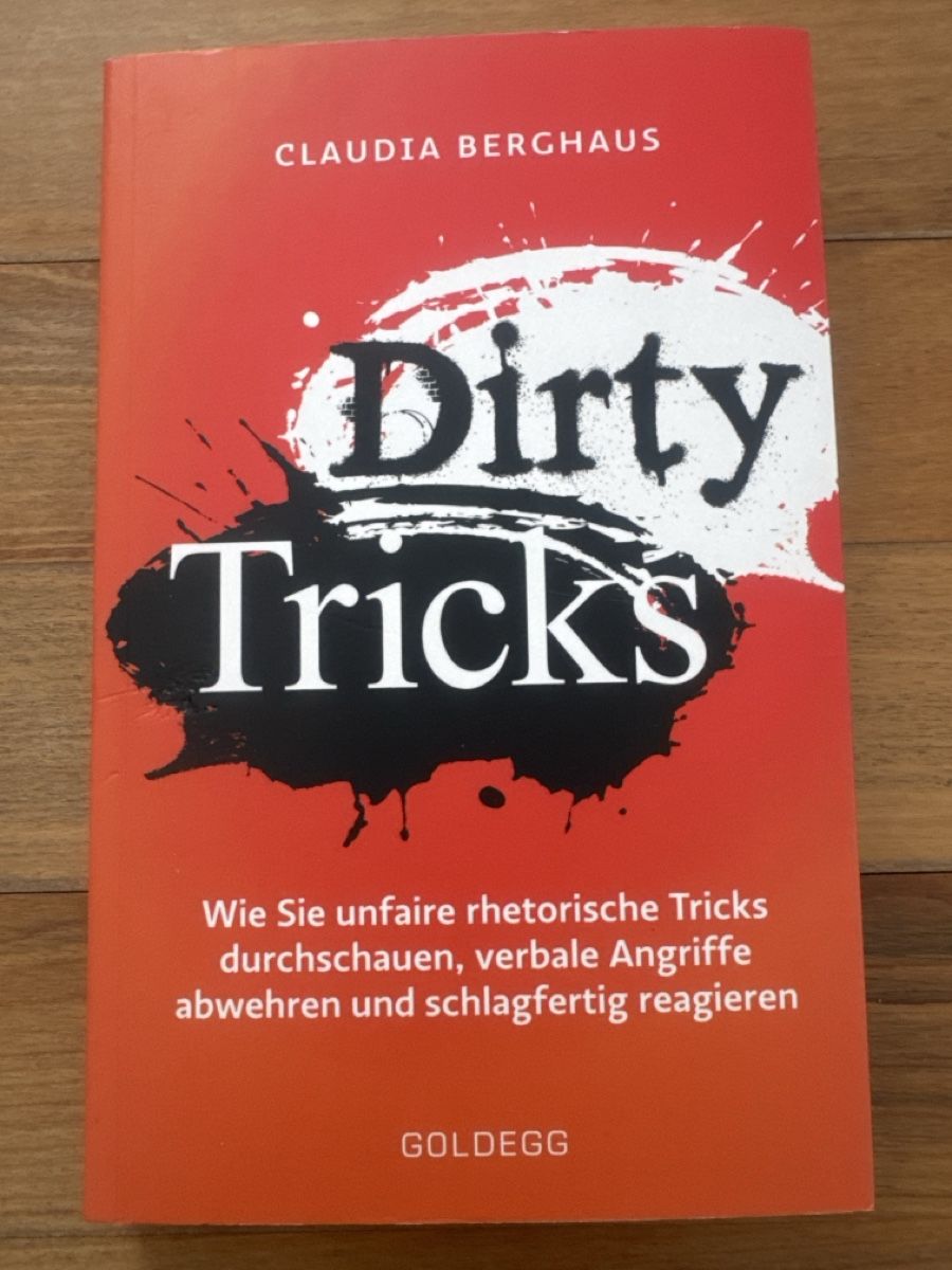 Libri: neu; buch, dirty tricks, claudia berghaus – Nuovo (secondo la descrizione) da sargans venduto da lnoa