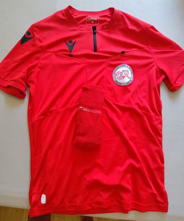 Schiedsrichter Trikot Macron 2022 rot - Gr. M