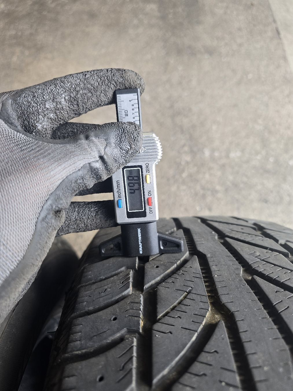 Cooper Pneumatici & Ruote complete: 2 Stück 215/65R16 102T – Usato da Rickenbach SZ venduto da Adi_1 2