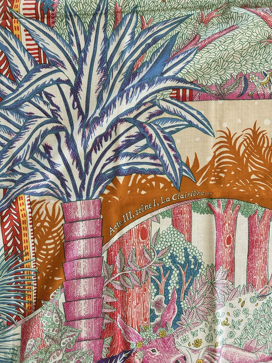 Carré Hermès 140 Cm - Cachemire Et Soie - Motif 'Au Pays Des Oiseaux Fleurs' - Occasion Très Bon État