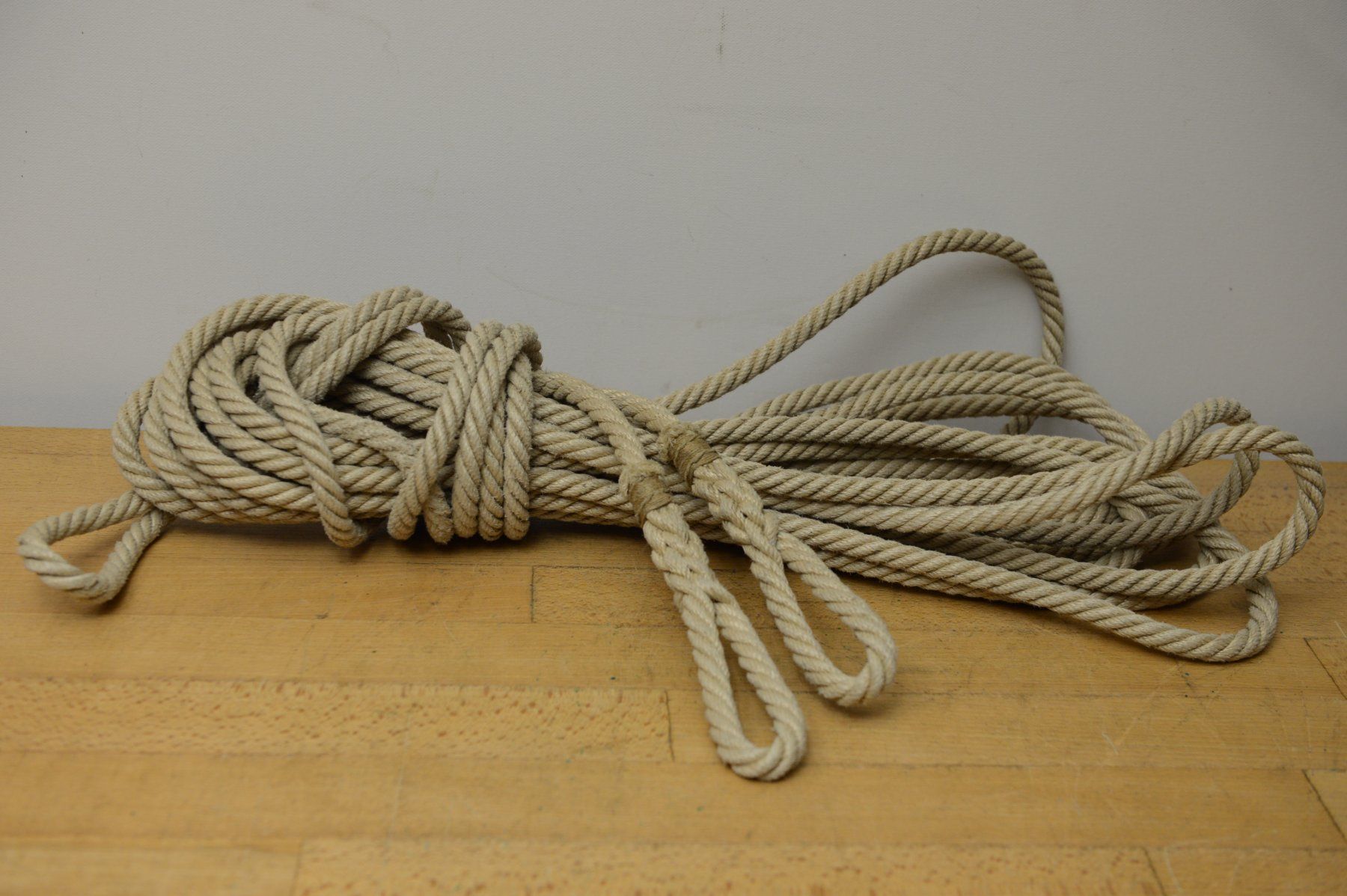 Corde: Hanf Seil D12mm Länge ca. 17 Meter – Nuovo (secondo la descrizione) da Sachseln venduto da Smatsch54