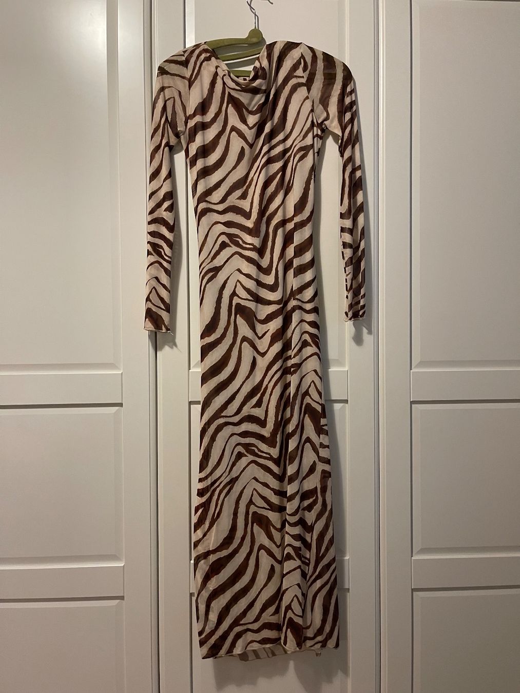 Kleider: Dixie Bodycon Kleid, Gr. M – Gebraucht aus Zürich von Medulla 1