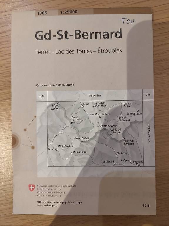 Cartes géographiques & atlas: Swisstopo Grand St-Bernard  – D'occasion à Sion par tomguibert