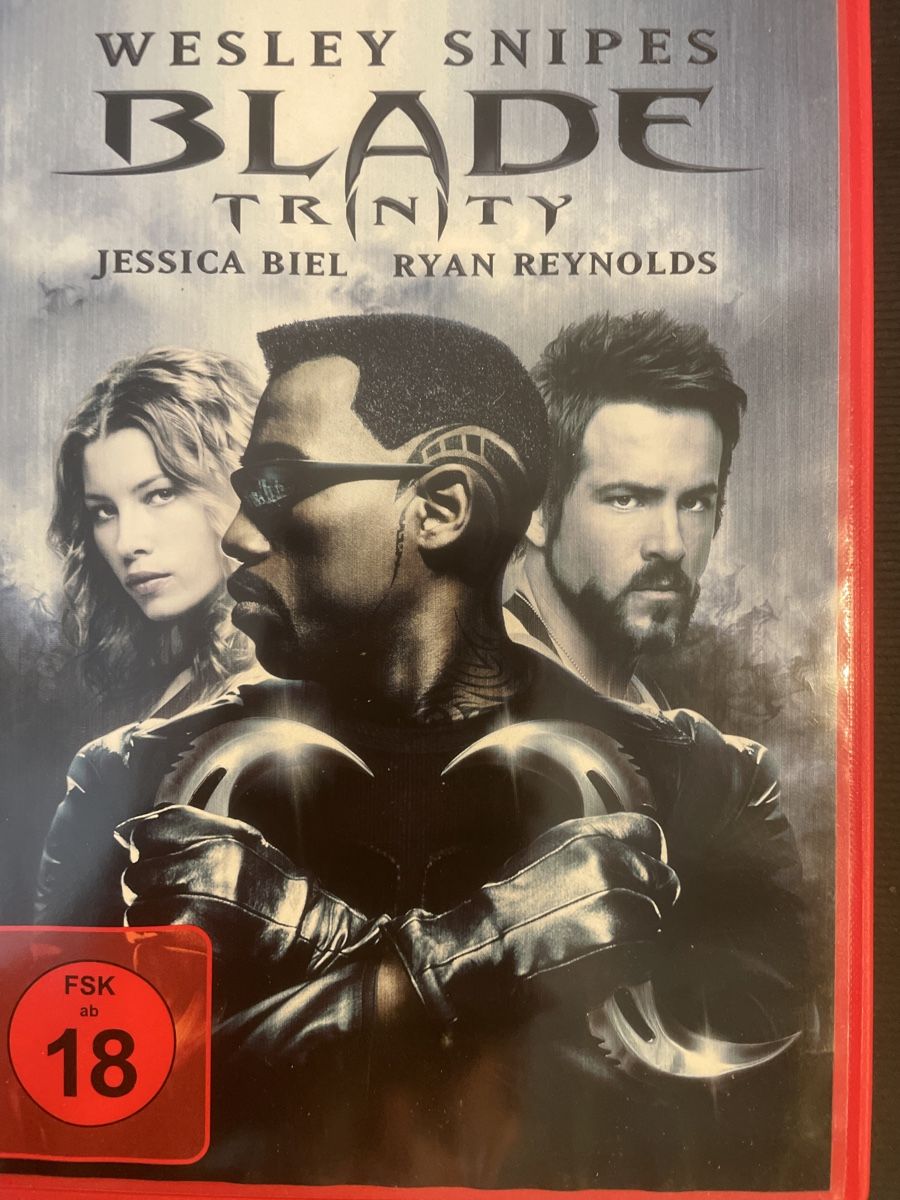 Tutti i DVDs: Blade, mit Wesley Snipes und Jessica Biel – Usato da Winterthur venduto da machmaschine