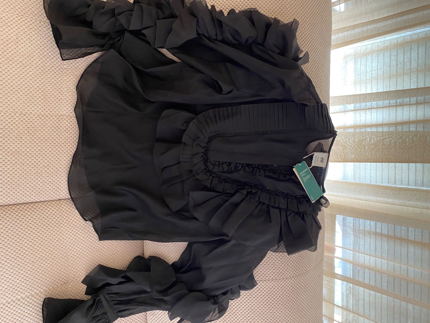 Camicette: H&M Studio 2020 extravagante Bluse – Nuovo e nell'imballaggio originale da Vetroz venduto da Gundisima 2