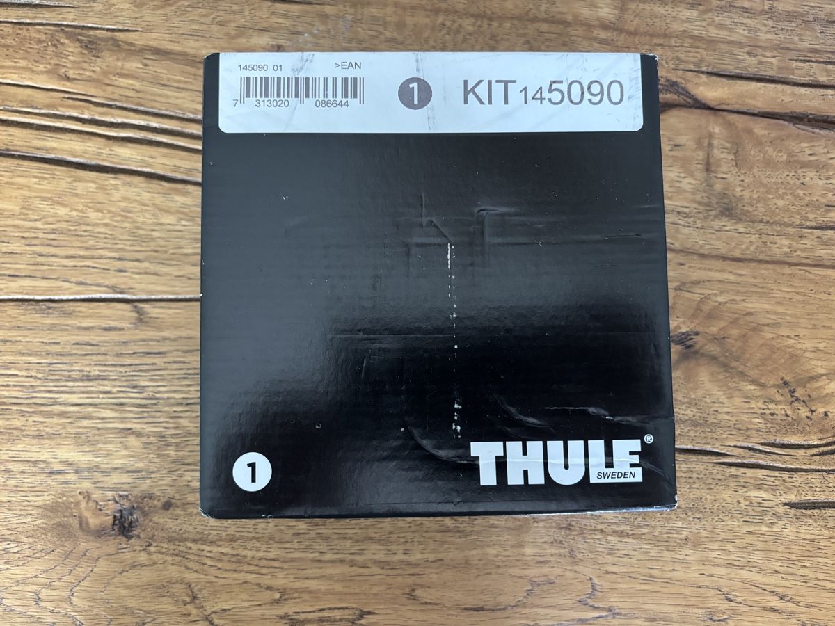 Thule Dachträger: Thule Kit 5090 - Volvo V40, ab 2012- – Neu und originalverpackt aus Horgen von Franci500