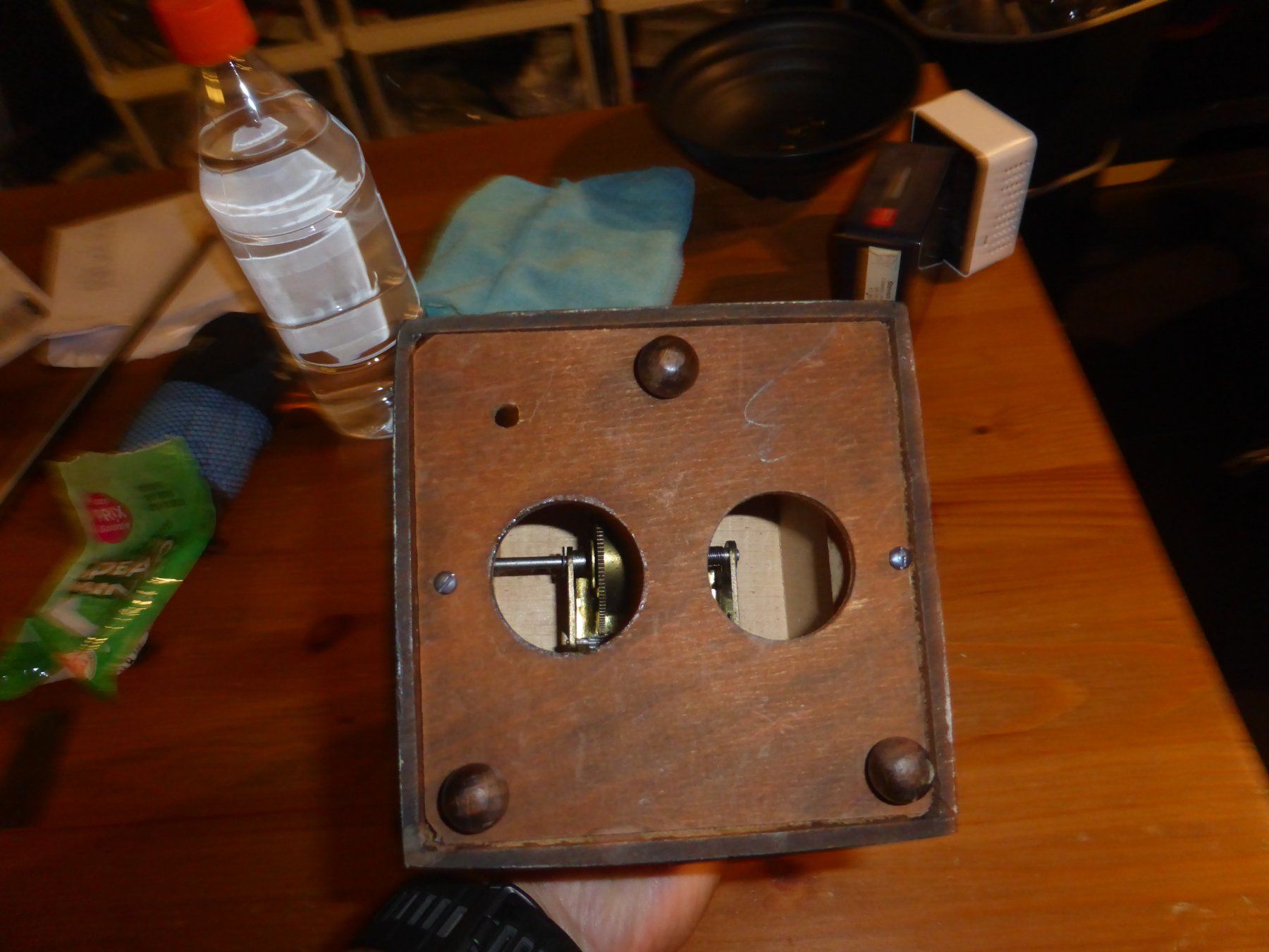 Strumenti musicali: Antique Metronome – Usato da Bertschikon (Gossau, ZH) venduto da SJLPHI 1