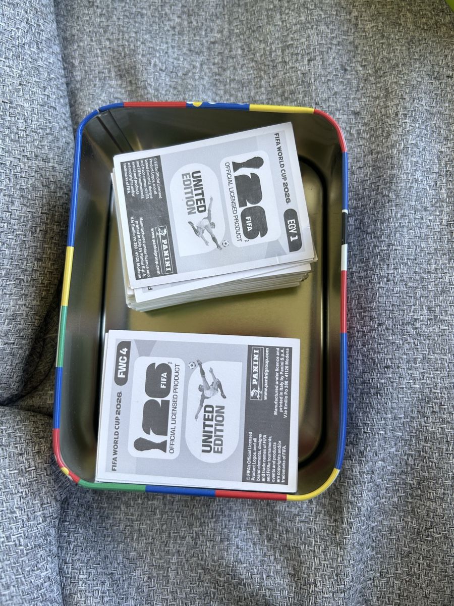 Panini Carte collezionabili: Panini 254 Stück – Nuovo (secondo la descrizione) da Lenzburg venduto da hkr_q959