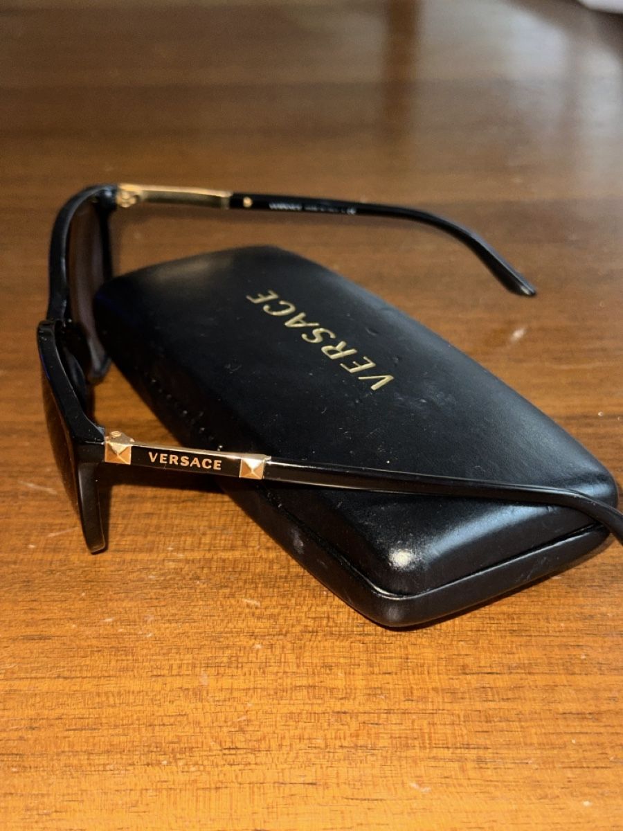 Versace Brillen & Gläser: Versace Sonnebrille – Gebraucht aus Erlinsbach SO von VWV1 3