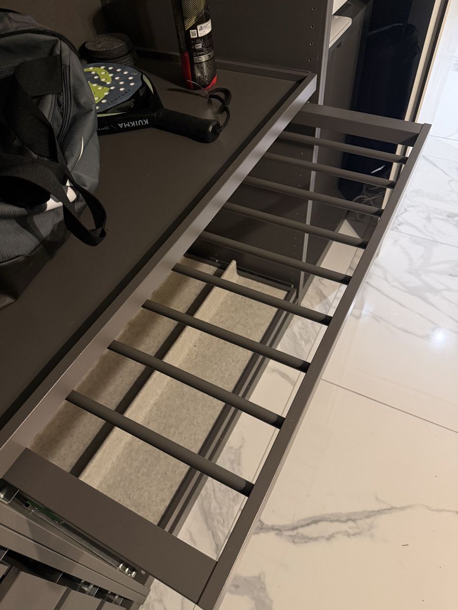 Schränke: IKEA PAX Schrank mit Licht – Gebraucht aus Küsnacht ZH von Pfiffiekus 5