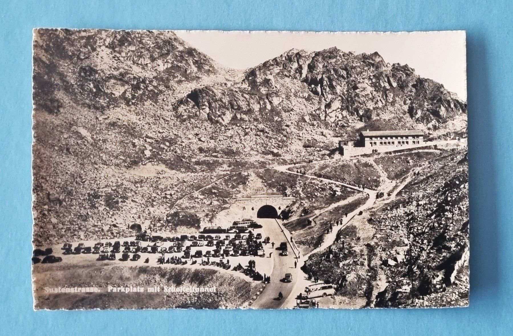 Cartes postales: Sustenstrasse - Parkplatz und Tunnel – D'occasion à Rothrist par RROENK