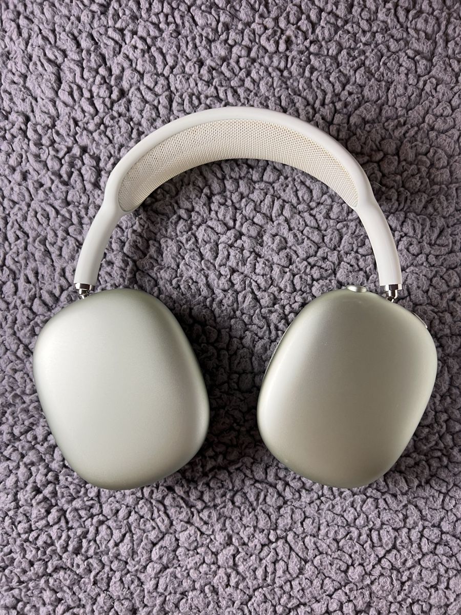 Apple Kopfhörer: Apple AirPods Max + 1PowerAdapter + 2 Charge câble – Gebraucht aus Boudry von Francis_co 2
