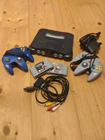 Nintendo 64 Konsole mit 2 Controllern und Spielen