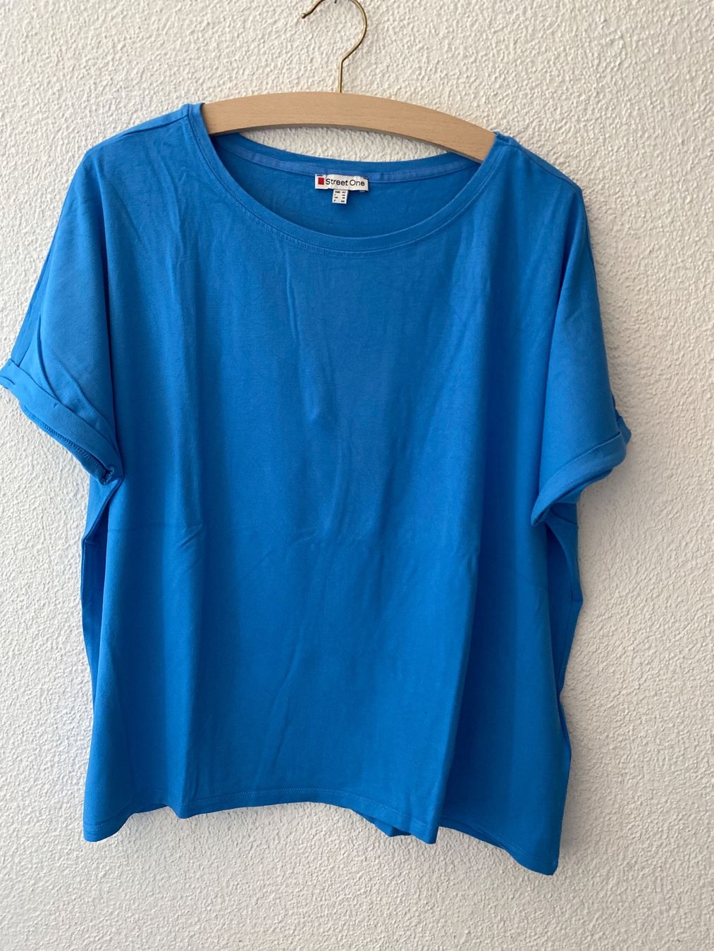 T-shirts: Street one Shirt 42 – D'occasion à Bleienbach par Dbeno