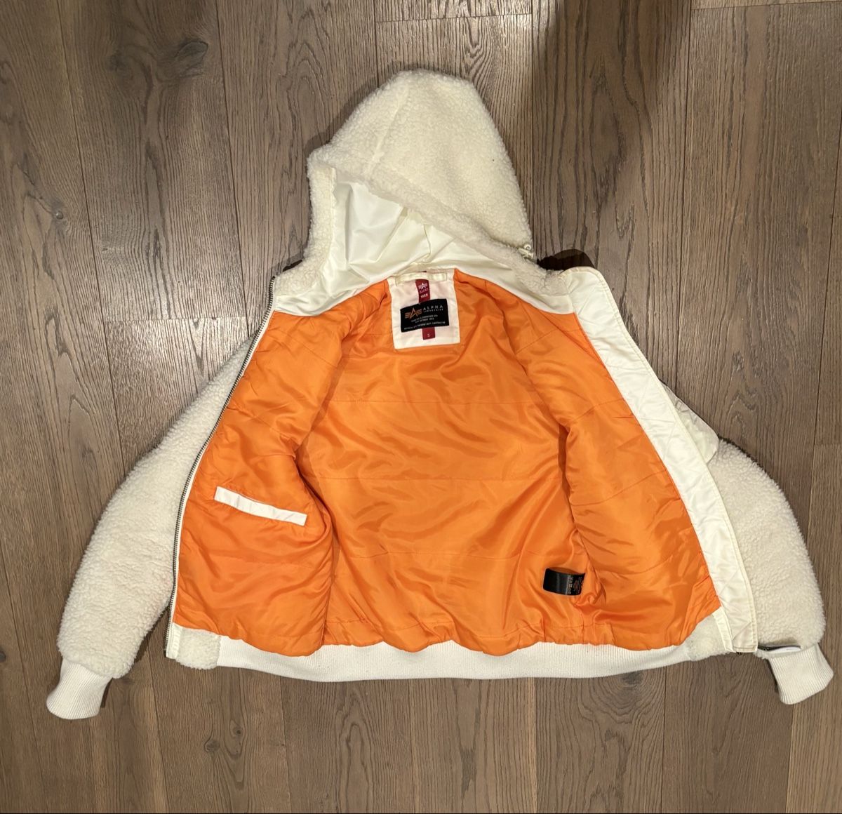 Alpha Industries Giacche: Schöne Alpha Industries Jacke – Nuovo (secondo la descrizione) da Weiningen ZH venduto da Bratwurst4 1