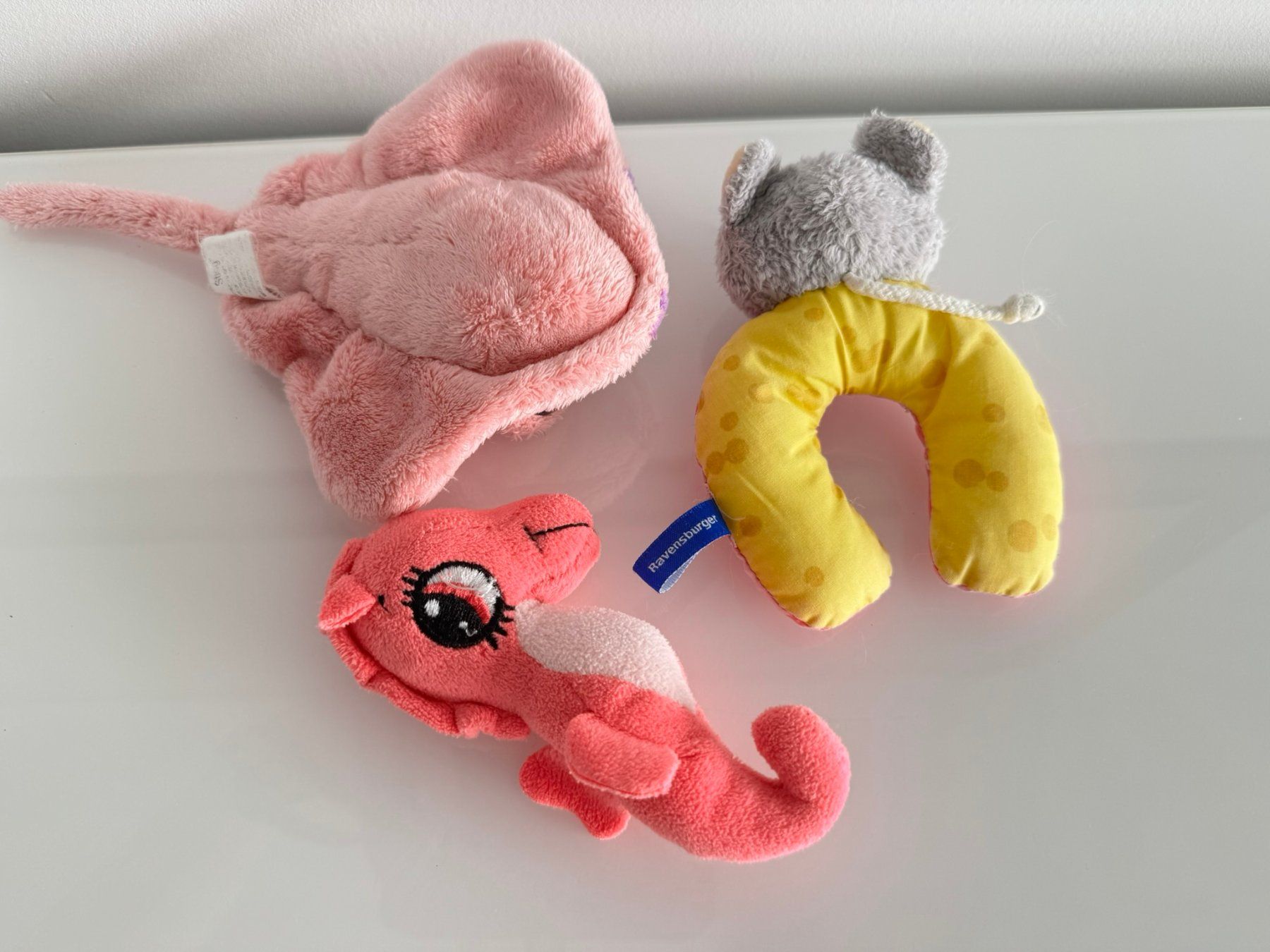 Giocattoli: 3 Baby Stofftierli: Seepferd, Rochen, Rasselmaus. Greifling – Usato da Uhwiesen venduto da mic_kd6g 1
