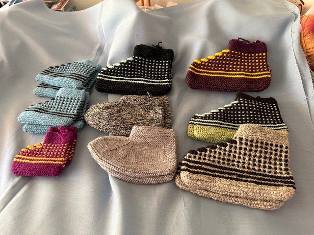 Scarpe da donna: Aktion Winterfinken Handarbeit – Usato da Basel venduto da Dylan1994 2