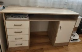 Schreibtisch weiss/Holzoptik mit Schubladen und Schrank