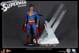 Hot Toys Superman 1/6 Toy Christopher Reeves Not Sideshow