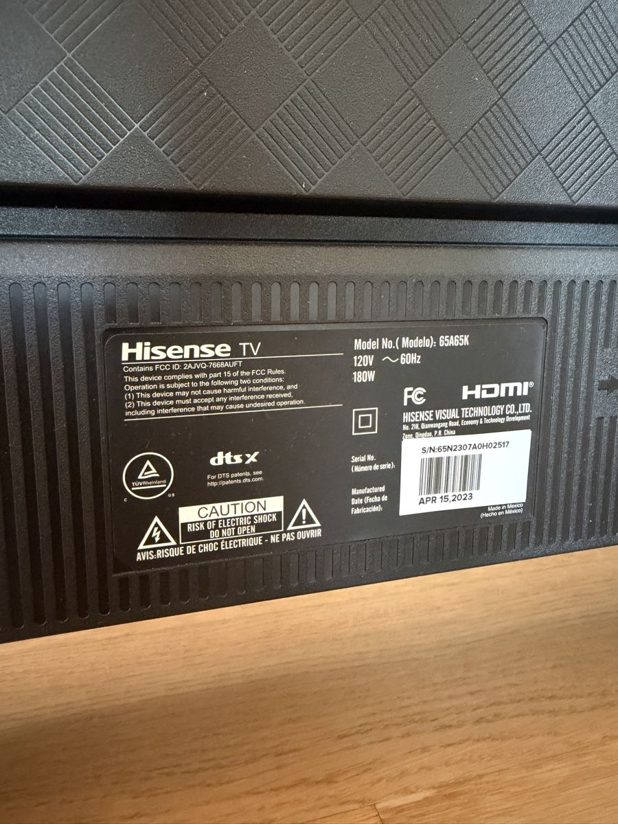 Hisense Televisori: 65" Hisense TV – Usato da Steinhausen venduto da ste_mqz9 2